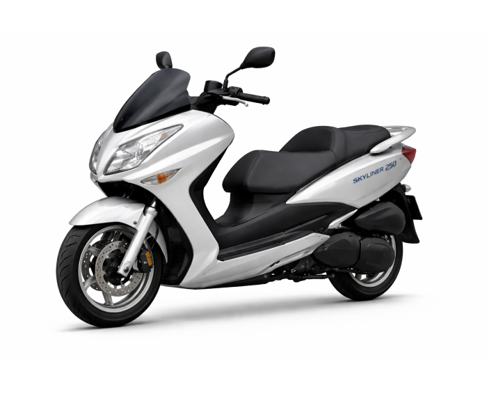 Yamaha Skyliner 250
